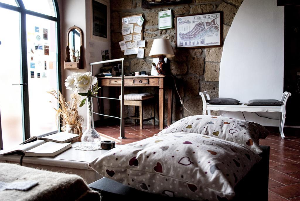 Bed and Breakfast La Casa Dei Carrai Pitigliano Exterior foto